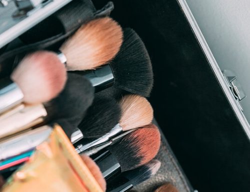 How To Clean Makeup Brushes At Home?